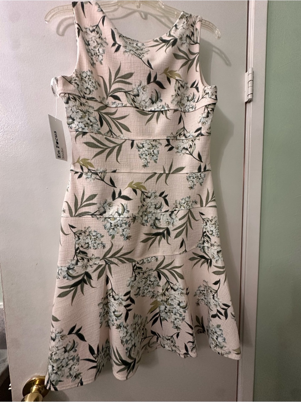 Enfocus Studio Off-White Floral Fit & Flare Dress with Green Leaves Size 10